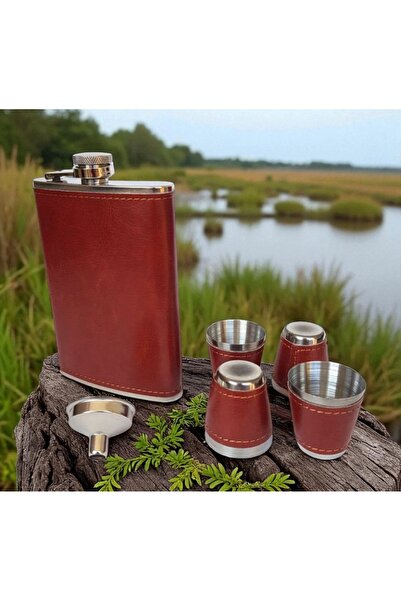 Kuzey Tacı Burgundy Leather Flask Set with 4 Shot Glasses Vip Gift