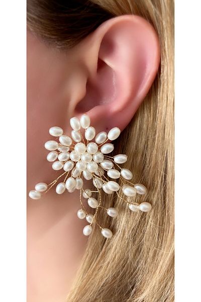 Store Diva Charm Cluster Pearl Earrings