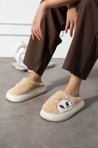 Polomia Comfort Poppy Berlin Figura de femeie Pijamale drăguțe Model de pisică Pluș Ușoare Anti-alunecare Papuci de iarnă cu talpă Eva