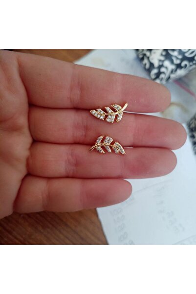 HOBİSY GIFT SHOP Zarif Yaprak Model Zirkon Taşlı Çelik Küpe – Altın Renk | Şık ve Zarif Tasarım