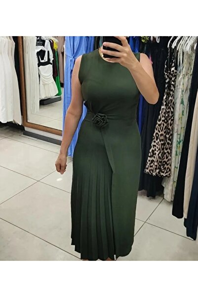 Elizar Moda HAKİ YEŞİLİ PİLİSELİ KOLSUZ GÜL DETAYLI ELBİSE