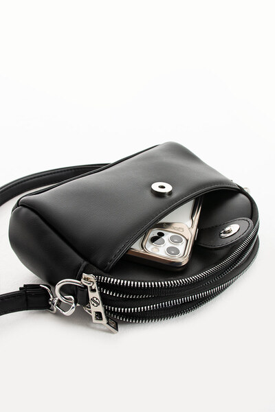 Sanmorris Women's Faux Leather Adjustable Cross Strap 4 Compartment Magnet Buckle Detailed White Shoulder Bag