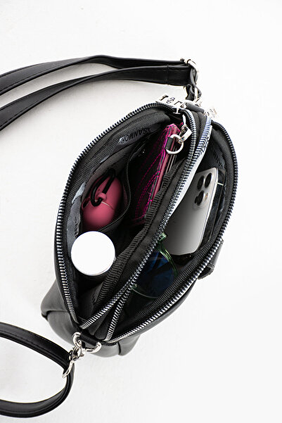 Sanmorris Women's Faux Leather Adjustable Cross Strap 4 Compartment Magnet Buckle Detailed White Shoulder Bag