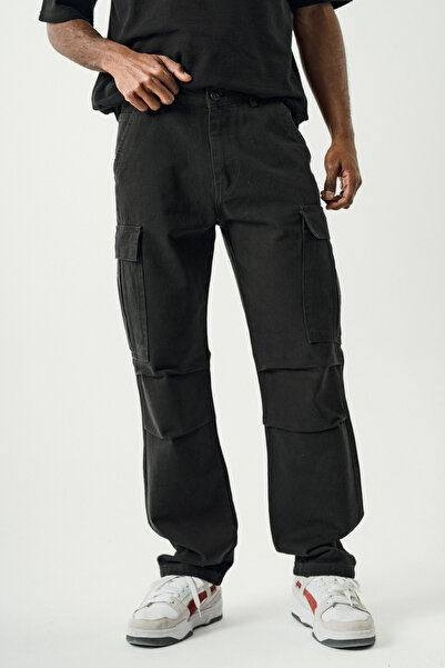 Denim Republic Men's Black Cargo Pants