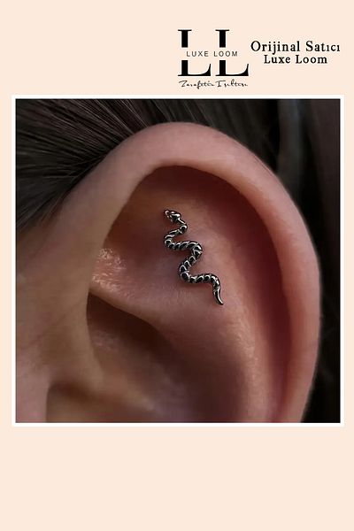 Luxe Loom Zarafetin Işıltısı Women's Non-Tarnish Steel Silver Color Snake Piercing 001