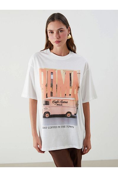 LC Waikiki Γυναικείο μπλουζάκι LCW Vision Ecru Crew Neck Roman Printed Oversize