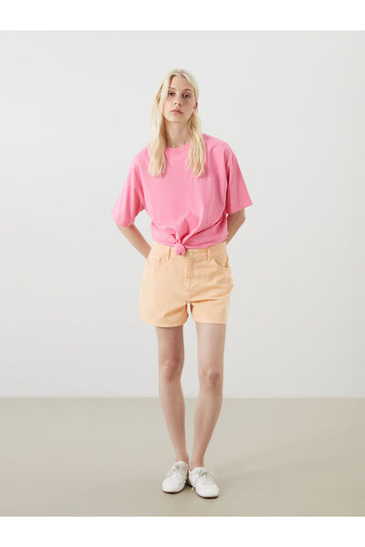 LC Waikiki Γυναικείο τζιν σορτς Özmarka New Season Standard Fit