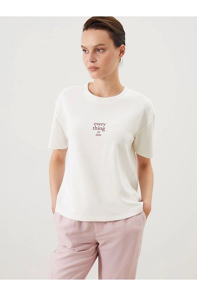LC Waikiki Tricou de damă LCW Comfort Ecru cu decolteu cu imprimeu