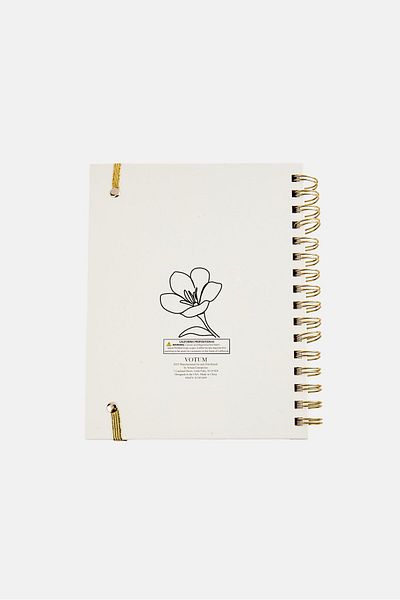 Votum 18 Month Agenda Spiral Journal With Pen