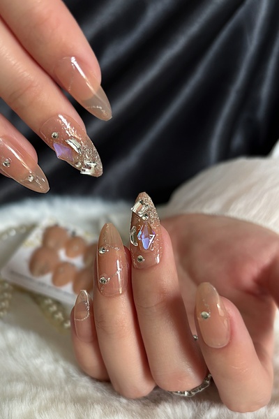 Easy Beauty Badem Tırnak Nude Orta Uzun 24 Adet Takma Tırnak Seti Z523