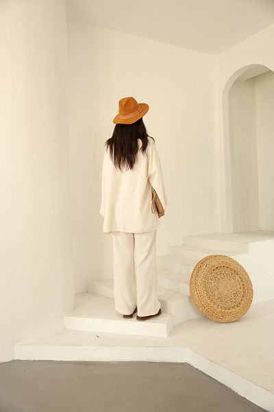Vegove Linen Suit with Piping Detail