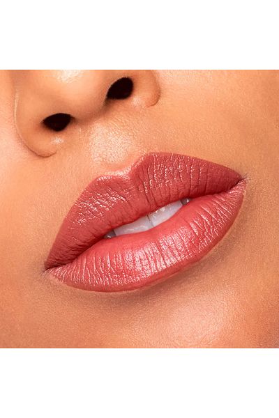 L'Oreal Paris Ruj cu textura cremoasa si culoare intensa, COLOR RICHE, 635 worth it medium, 4.8 g