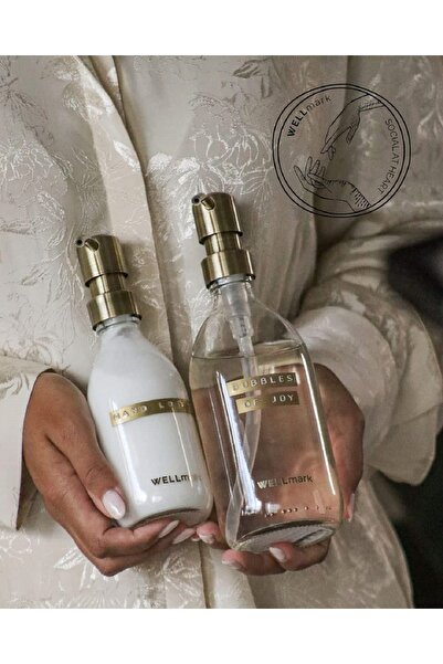 Wellmark موزع صابون سائل على شكل زجاجة كام من الكتان الطازج