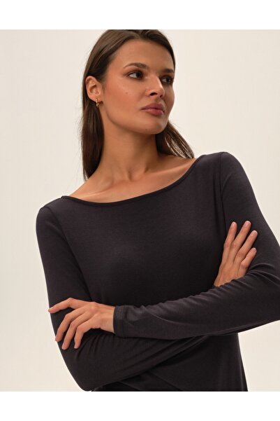 ESOTIQ Long-sleeved shirt is elegance & simplicity combined & Smooth texture & Versatile cut | Pf Jimena