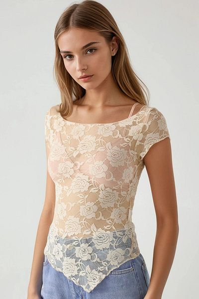 Hiccup Top scurt din dantelă florală Pika Collection