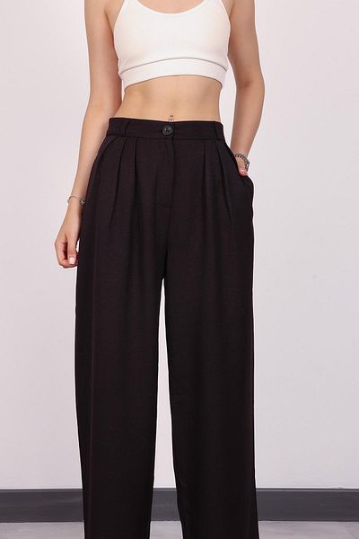 Hazel Women's Black Pleat Detailed Palazzo Trousers