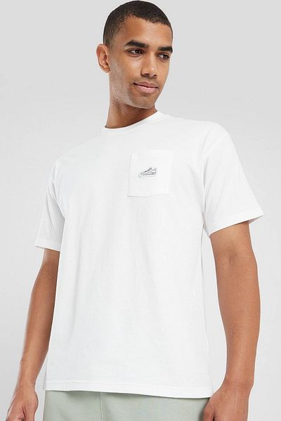 Nike Sportswear Max90 Pocket Tech Loose Fit Tee Men's Loose Cut Pocket Cotton T-Shirt White