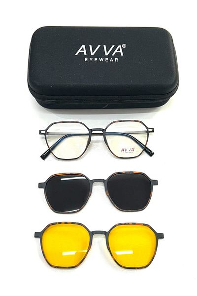 Avva 2123 C2 L-F Polarized & Anti-Far Clip on Unisex Sunglasses
