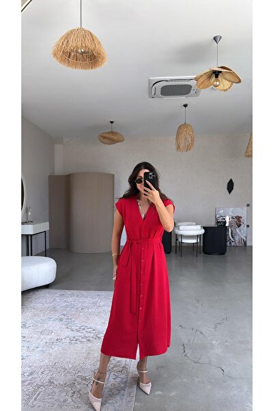 Buket Teke فستان Aerobin ذو أزرار موديل Zr باللون الأحمر