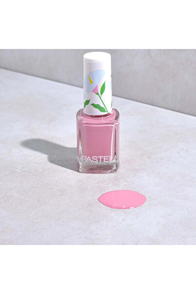 Pastel Nail Polish