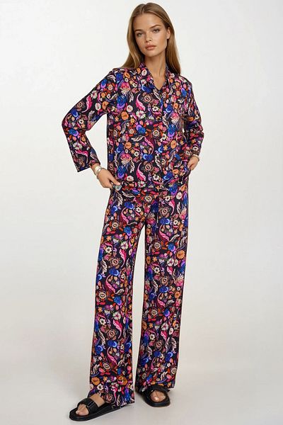 VAGGON Patterned Oversize Shirt and Lace-Up Palazzo Pants Set