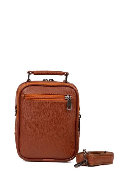 Newish Men's Tan Leather Steel Case Covered Shoulder and Hand Bag (17X22CM)
