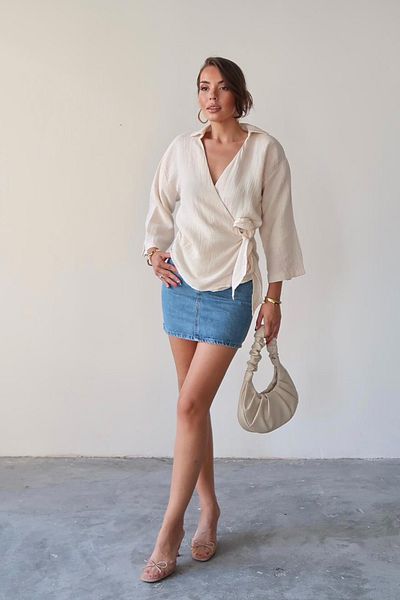 VAGGON Women's Cream Double Breasted Collar Tie-Up Muslin Blouse Vs00677