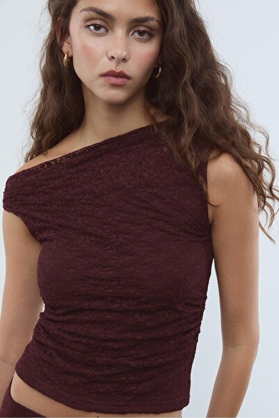 Stradivarius Asymmetric lace top