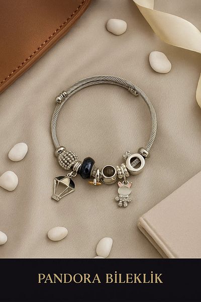 ARYA DESİGN Stainless Charm Bracelet – Modern and Durable Design