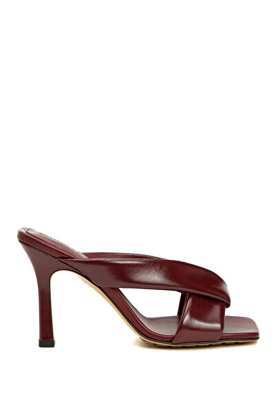 Bottega Veneta Riva Bordo Kadın Deri Terlik