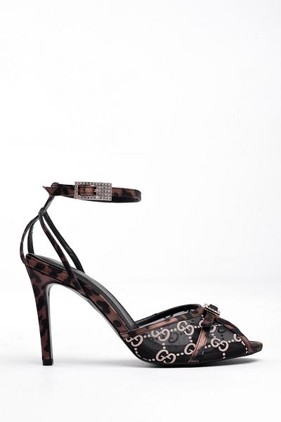 Tasarım Lace Luxe Series – Black Stiletto Heeled Shoes with Stone Buckle Thin Bracelet and Tulle Detail