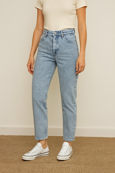 DELDNM Evla Ice Blue Women's Mom Jean High Waist Lycra Cotton Jeans
