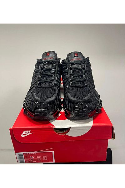 Nike shox black
