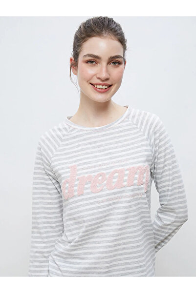 LC Waikiki LCW DREAM Gri Bisiklet Yaka Nakışlı Kadın Pijama Takımı