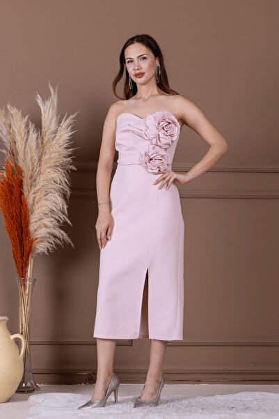 BEYBOS Atlas Kumaş Gül Detaylı Straplez Kalem Elbise - PUDRA