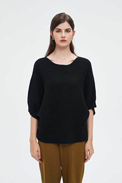 Nichii Women's Solid Blouse with Butterfly Sleeves and Round Neck