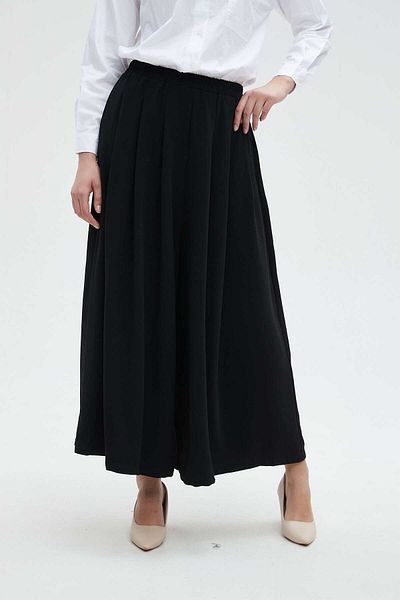 Nichii Women's Wide-Leg Solid Skirt Pant