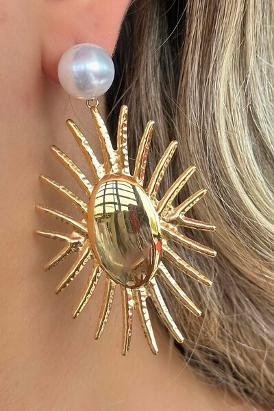 TAKIŞTIR أقراط من الفولاذ بتفاصيل لؤلؤ ذهبي اللون (زوج)