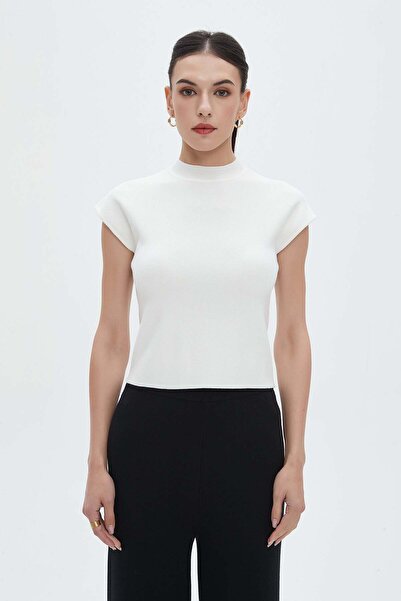 Nichii بلوزة نسائية أساسية بطبعة قطة ورقبة دائرية