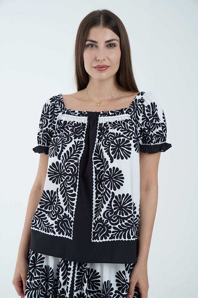 Nichii Floral Short Sleeve Blouse with Elastic Chest