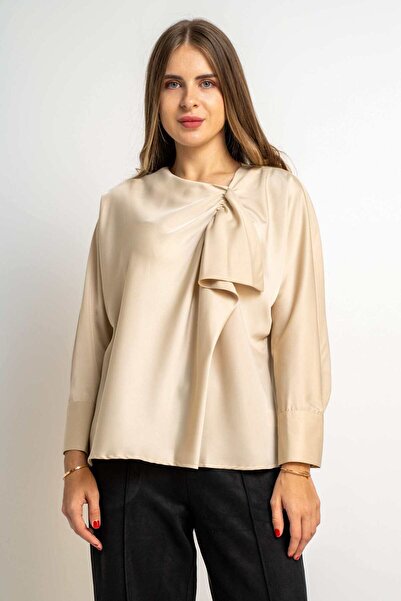 Nichii بلوزة نسائية بأكمام طويلة وكشكشة سادة