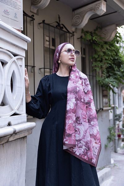 Oxygen Scarfs Mystic Bloom Pattern Cotton Silk Shawl