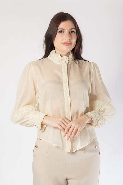 Nichii Lace-Embellished Long Sleeve Women's Blouse with Front Buttons