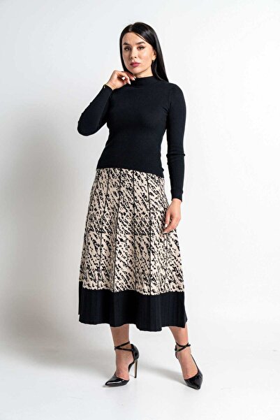 Nichii Women’s Ribbed Knit Long Sleeve Blouse