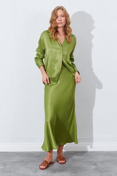 TENA Women's Oil Green Satin Long Skirt
