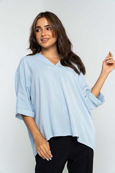 Nichii Loose-Fit Short Sleeve Blouse with a V-Neck