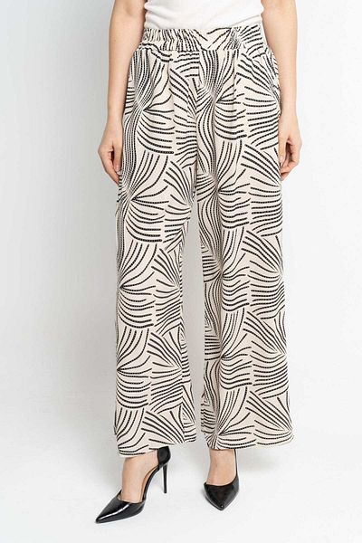 Nichii Women's High-Waisted Printed Long Pants