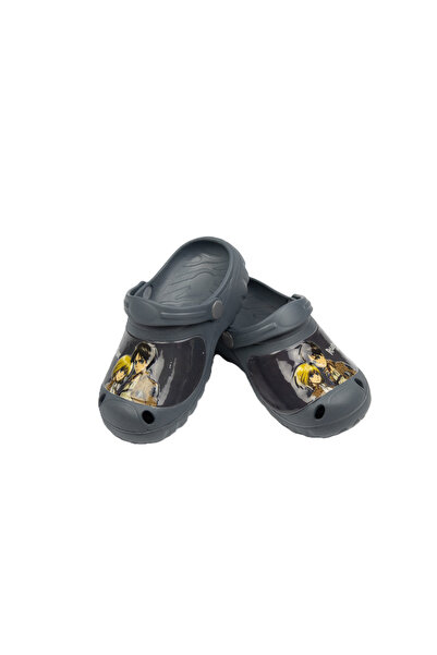 Attack On Titan Kids Clogs – Lightweight Slip-On Sandals With Ventilation Holes – Gray