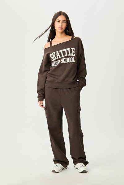 Stradivarius Printed boat neck sweatshirt