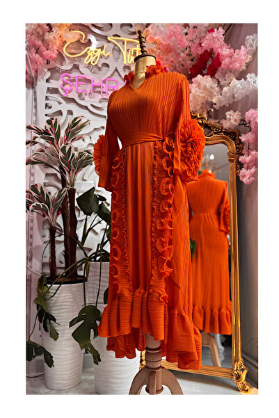 ŞEHRAZAT BUTİK Şehrazat Butik Lines Tasarım Elbise